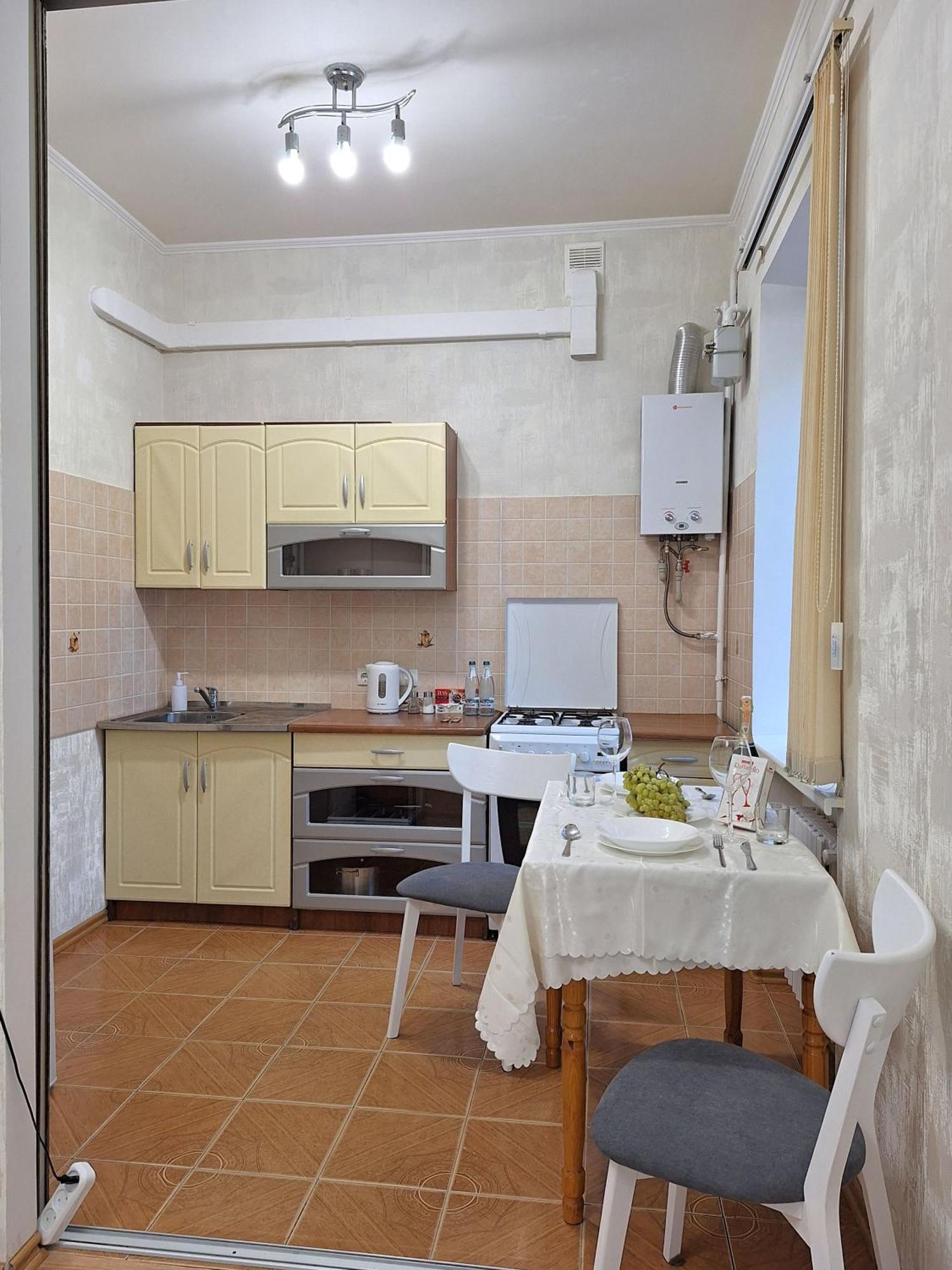 Однокімна Квартира Біля Каштанової Алеї У Центрі Полтави Мережа Alexapartments Документи Для Відряджень Безконтатне Заселення 24-7 Poltava Eksteriør billede